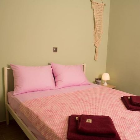 Deluxe Apartment In The Center Каламата Екстер'єр фото