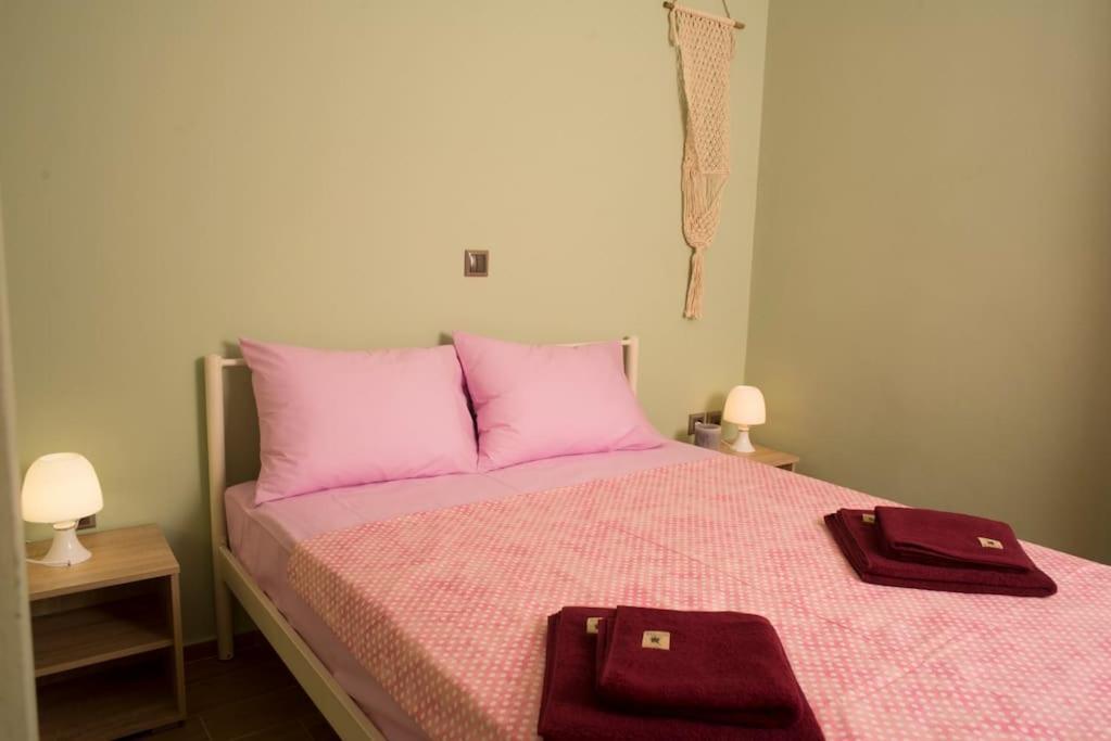 Deluxe Apartment In The Center Каламата Екстер'єр фото