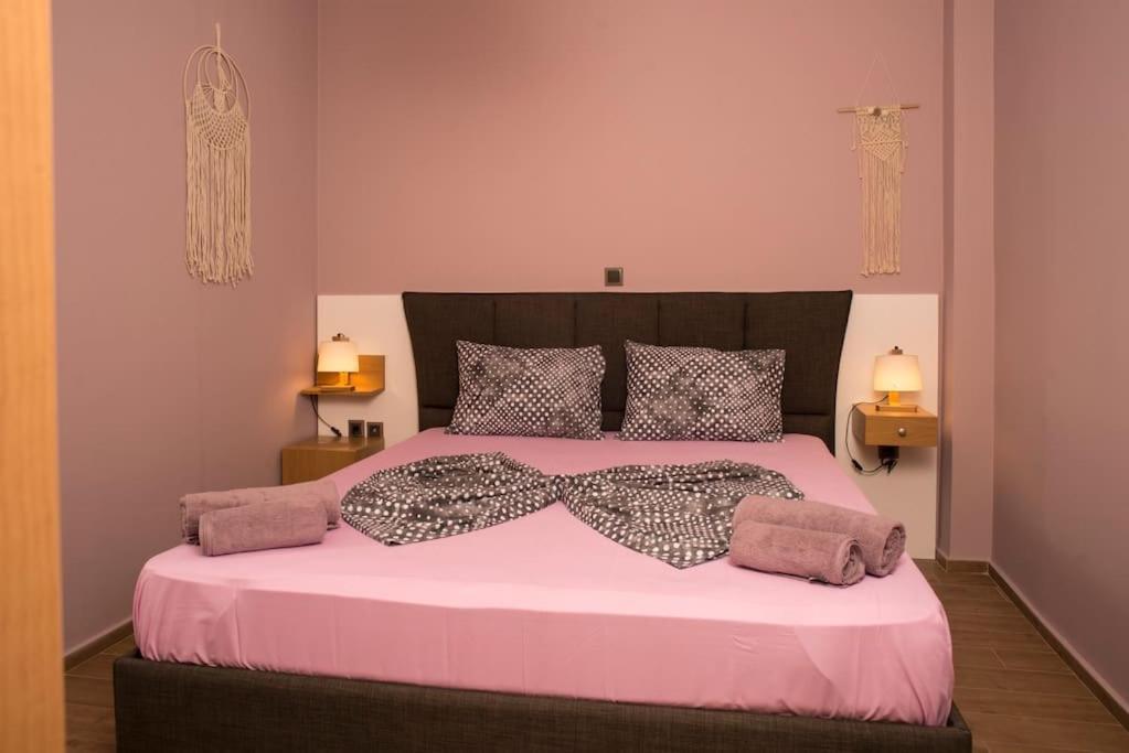 Deluxe Apartment In The Center Каламата Екстер'єр фото